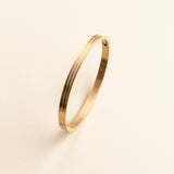 Averie Bangle