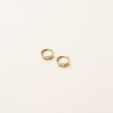 Elsie Huggie Earring (Gold)