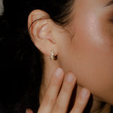 Elsie Huggie Earring (Gold)