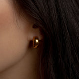 Sloane Mini Hoop Earring (Gold)